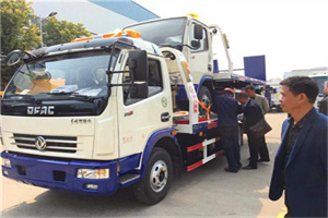中区汽车道路救援拖车价格
